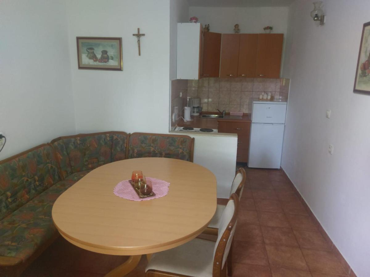 Apartment Martina Biograd Na Moru Luaran gambar